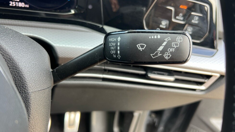 Used Volkswagen Golf 2022 for sale - 76523584: Photo 37