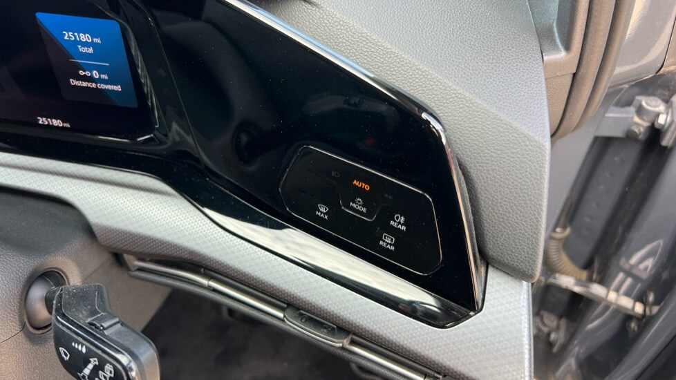 Used Volkswagen Golf 2022 for sale - 76523584: Photo 45