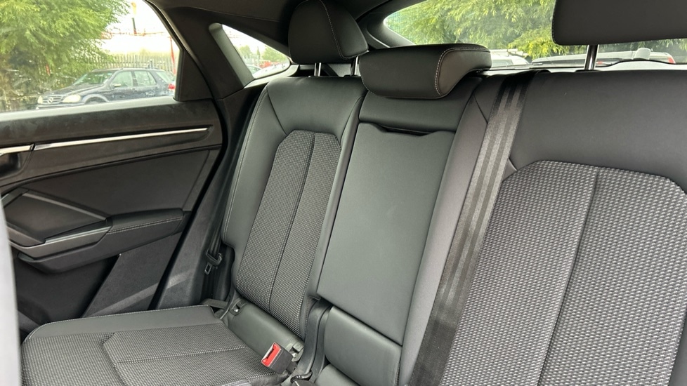 Used Audi Q3 2023 for sale - 76111999: Photo 15