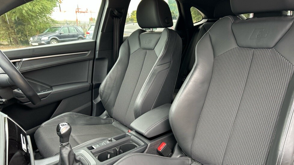 Used Audi Q3 2023 for sale - 76111999: Photo 17