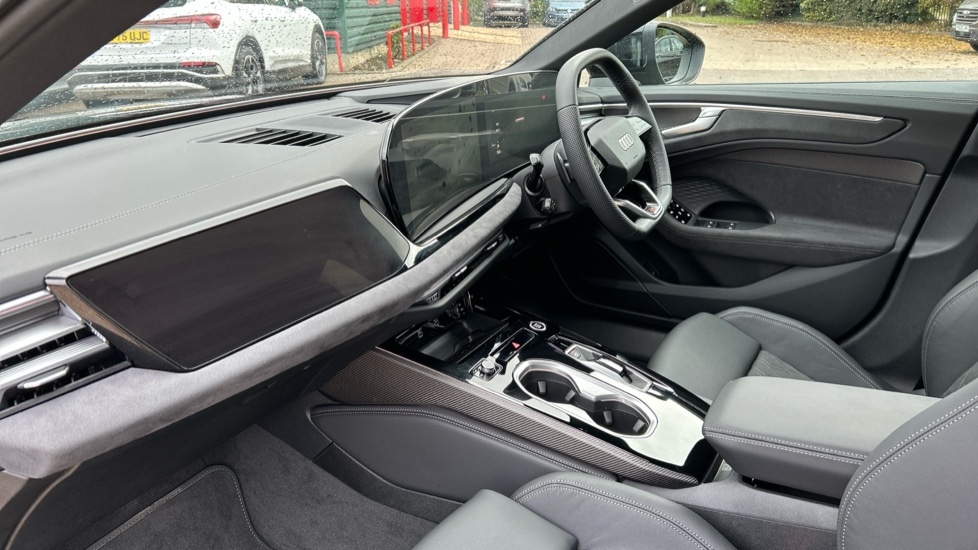 Used Audi A6 2025 for sale - 76869831: Photo 2