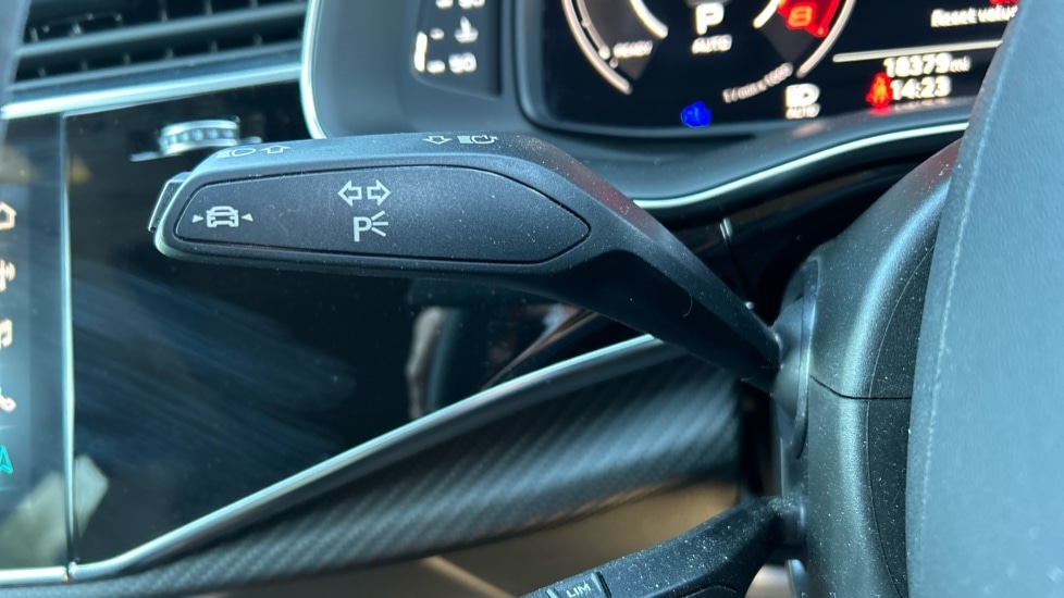 Used Audi RS Q8 2021 for sale - 76037822: Photo 31