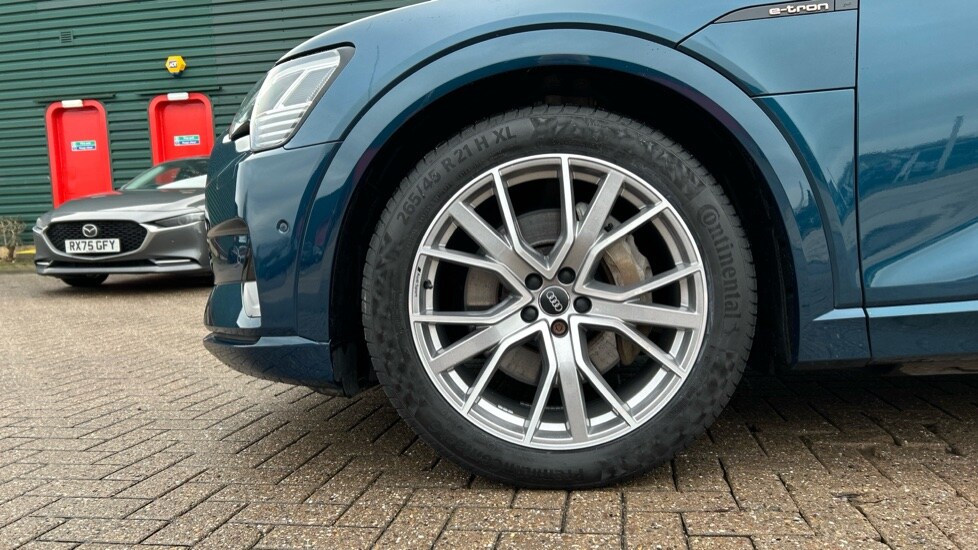 Used Audi e-tron 2019 for sale - 77084823: Photo 21