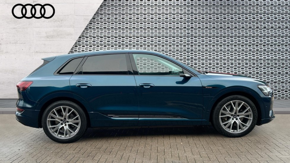 Used Audi e-tron 2019 for sale - 77084823: Photo 4