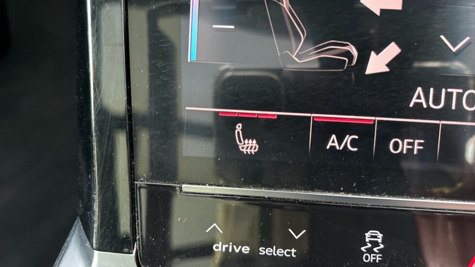 Used Audi e-tron 2019 for sale - 77084823: Photo 45