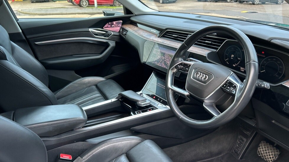 Used Audi e-tron 2019 for sale - 77084823: Photo 6