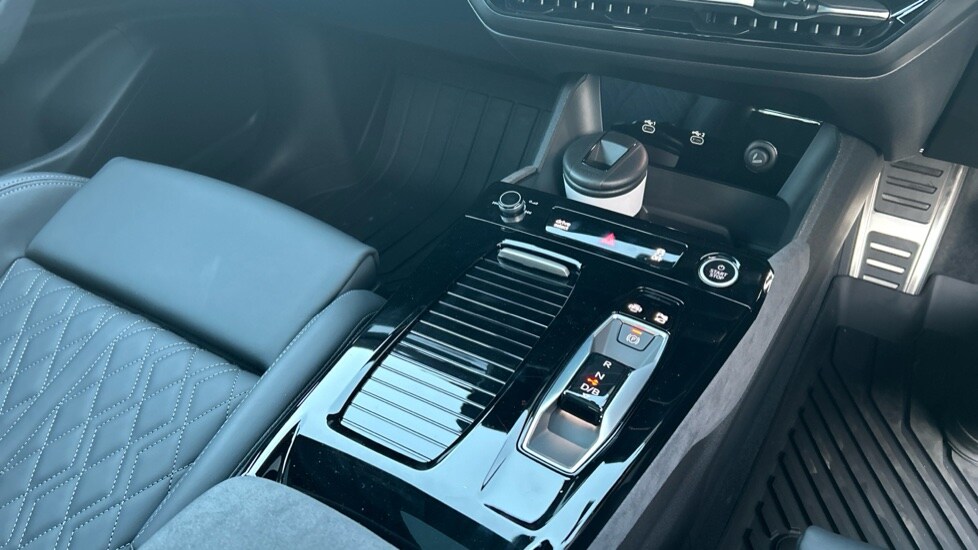 Used Audi Q6 e-tron 2025 for sale - 76873954: Photo 19