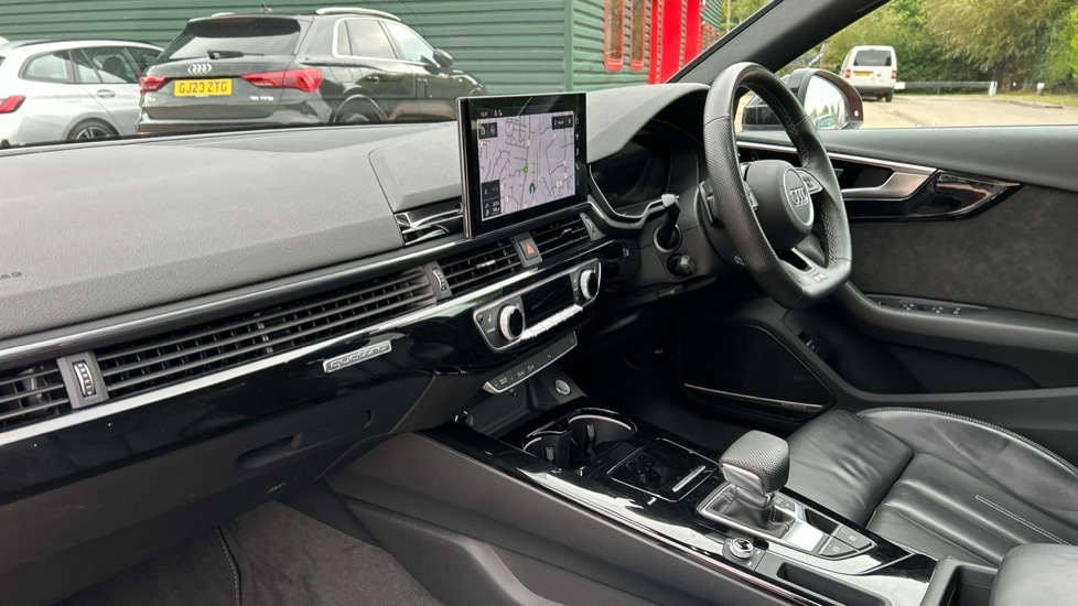 Used Audi A4 2020 for sale - 76067130: Photo 2