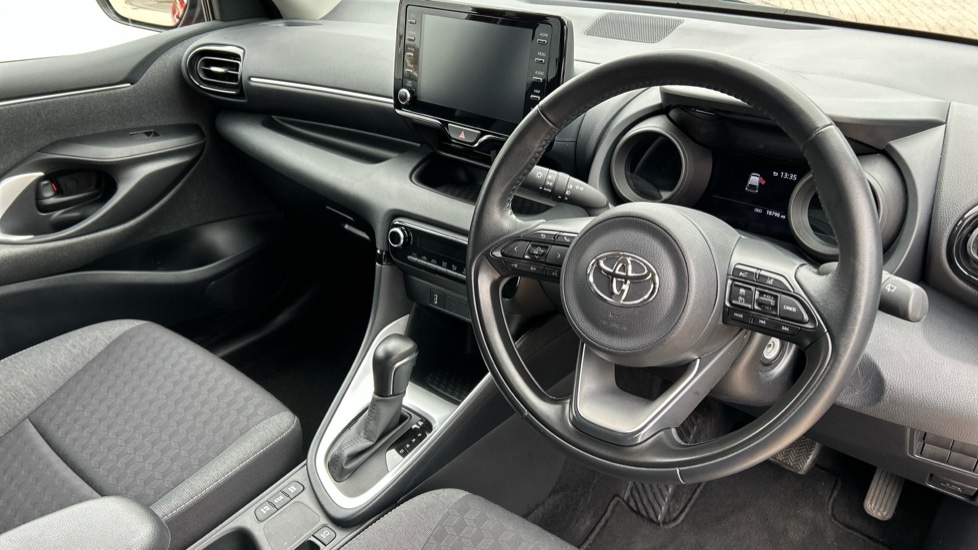 Used Toyota Yaris 2022 for sale - 76441910: Photo 9