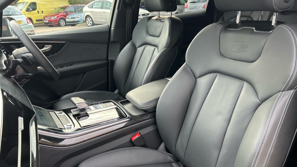 Used Audi Q7 2025 for sale - 77075760: Photo 17