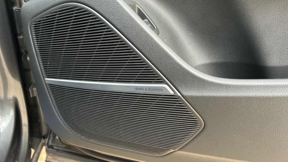 Used Audi Q7 2025 for sale - 77075760: Photo 32