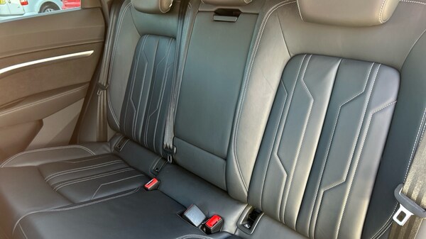 Used Audi e-tron 2021 for sale - 76007656: Photo 15