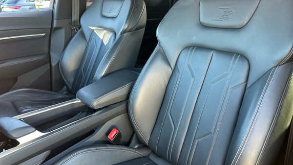 Used Audi e-tron 2021 for sale - 76007656: Photo 17