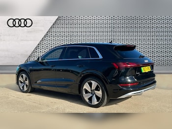 Used Audi e-tron 2021 for sale - 76007656: Photo