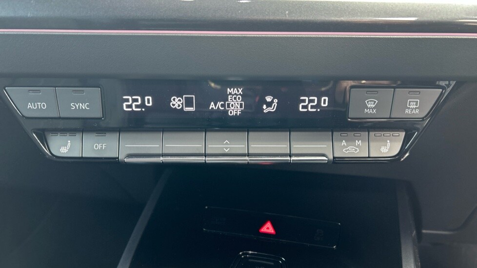 Used Audi Q4 e-tron 2025 for sale - 76597836: Photo 16