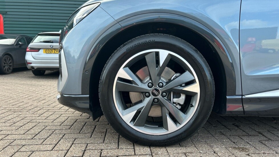 Used Audi Q4 e-tron 2025 for sale - 76597836: Photo 21