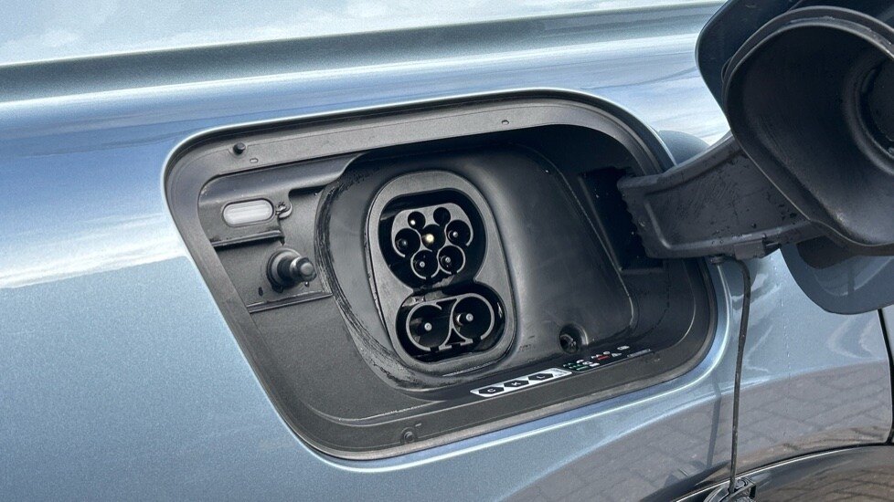 Used Audi Q4 e-tron 2025 for sale - 76597836: Photo 22