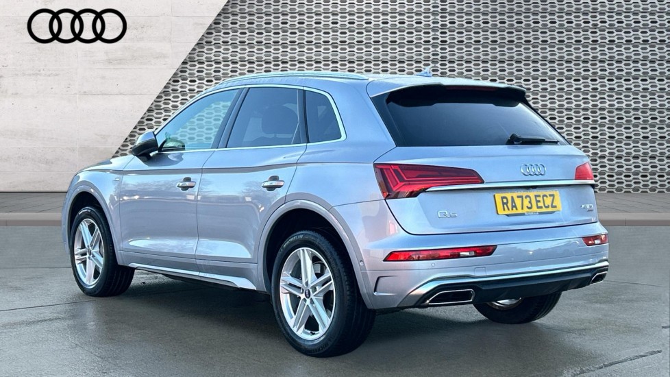 Used Audi Q5 2024 for sale - 76873251: Photo 3