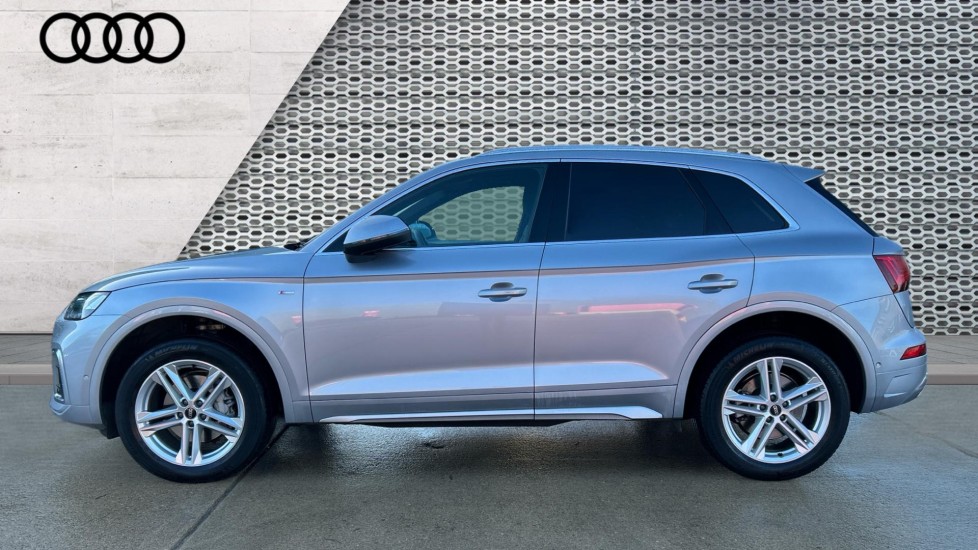 Used Audi Q5 2024 for sale - 76873251: Photo 9