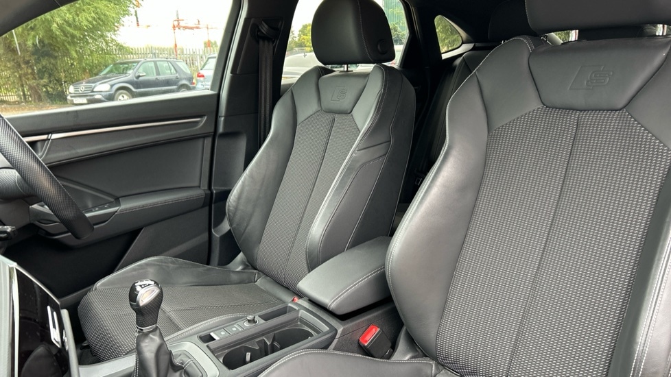 Used Audi Q3 2023 for sale - 76487509: Photo 17