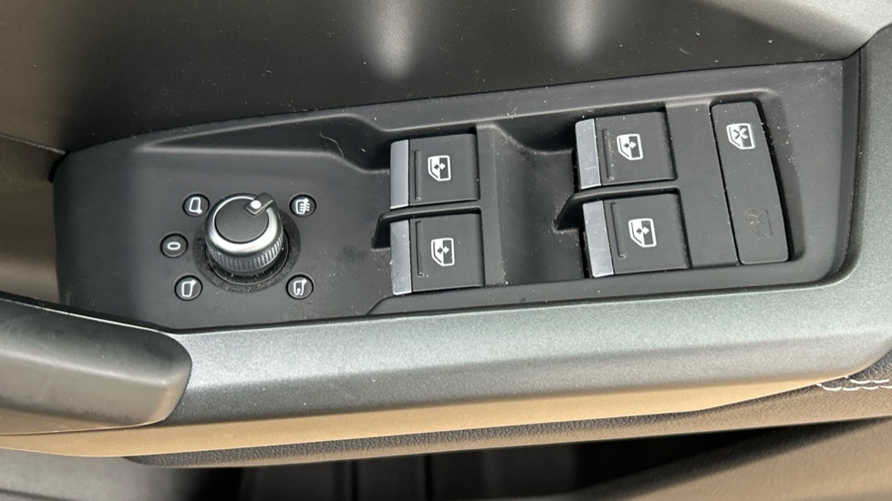 Used Audi Q3 2023 for sale - 76487509: Photo 28