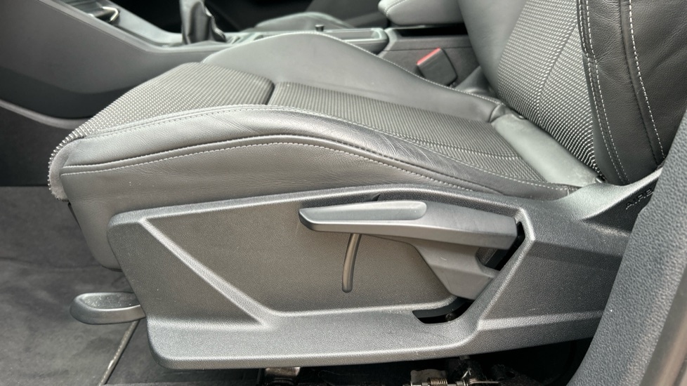 Used Audi Q3 2023 for sale - 76487509: Photo 29