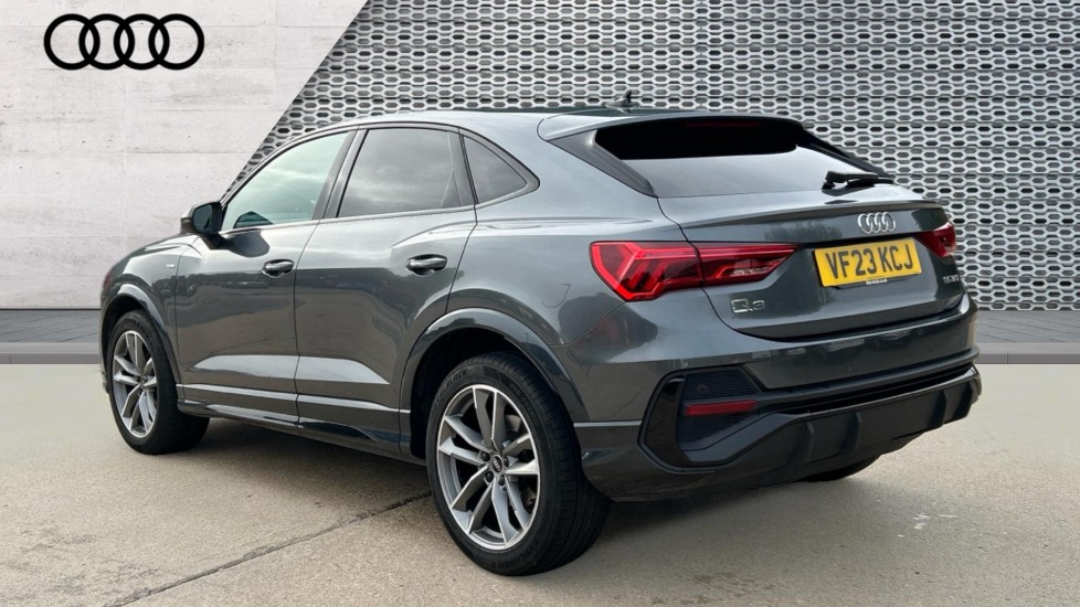 Used Audi Q3 2023 for sale - 76487509: Photo 3