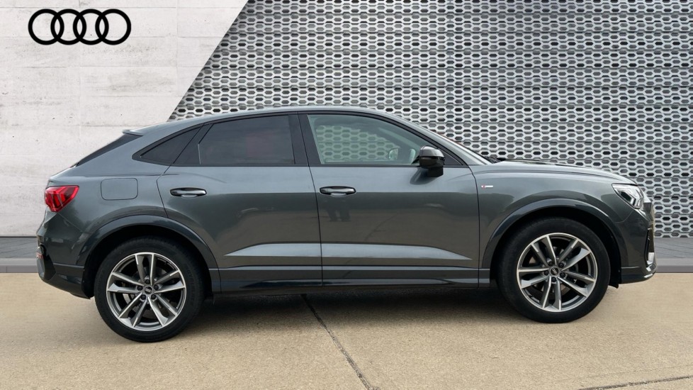 Used Audi Q3 2023 for sale - 76487509: Photo 4