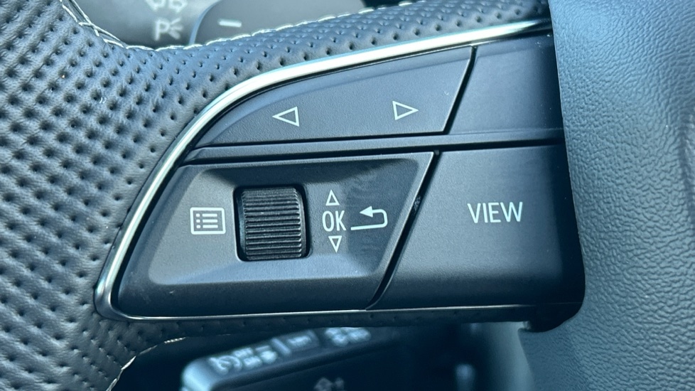 Used Audi Q8 2025 for sale - 76960204: Photo 24