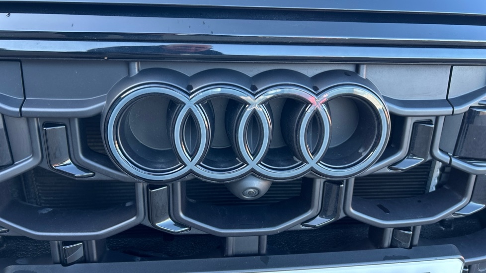 Used Audi Q8 2025 for sale - 76960204: Photo 39