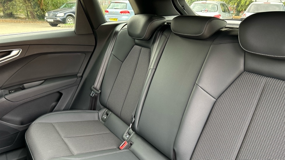 Used Audi Q4 e-tron 2021 for sale - 76459059: Photo 15