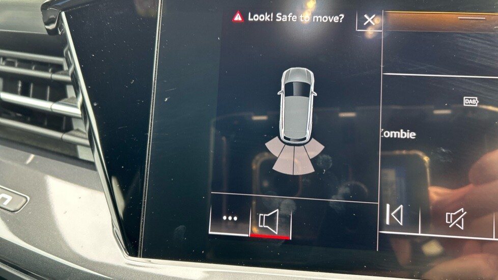 Used Audi Q4 e-tron 2021 for sale - 76459059: Photo 37