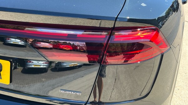 Used Audi Q8 2025 for sale - 75602816: Photo 33