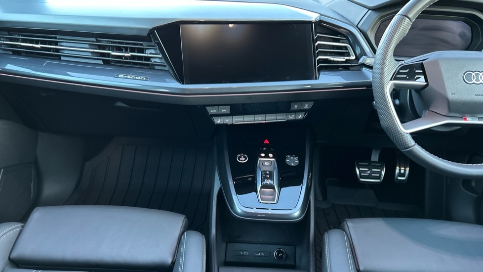 Used Audi Q4 e-tron 2025 for sale - 76874800: Photo 13