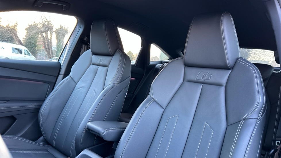 Used Audi Q4 e-tron 2025 for sale - 76874800: Photo 17