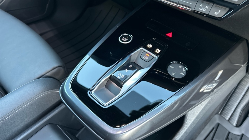 Used Audi Q4 e-tron 2025 for sale - 76874800: Photo 19