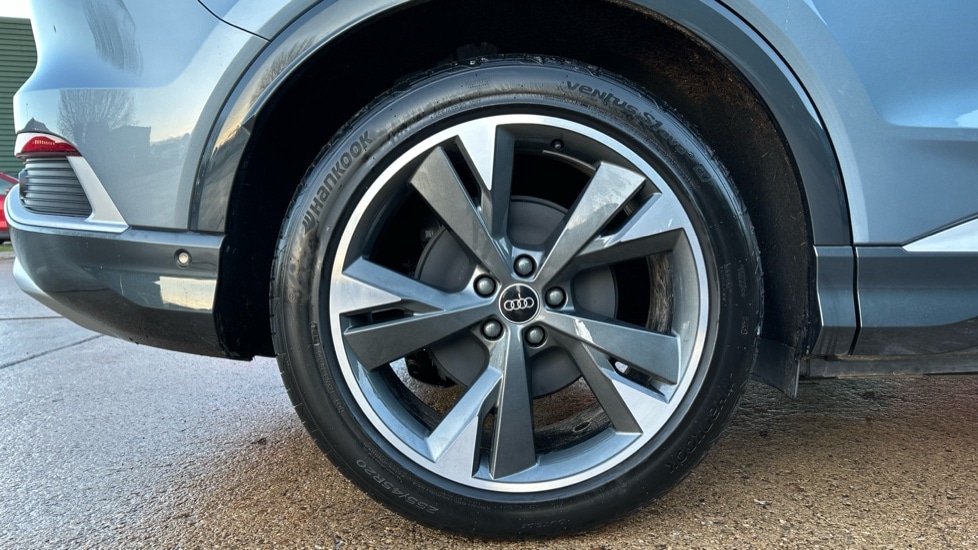 Used Audi Q4 e-tron 2025 for sale - 76874800: Photo 21
