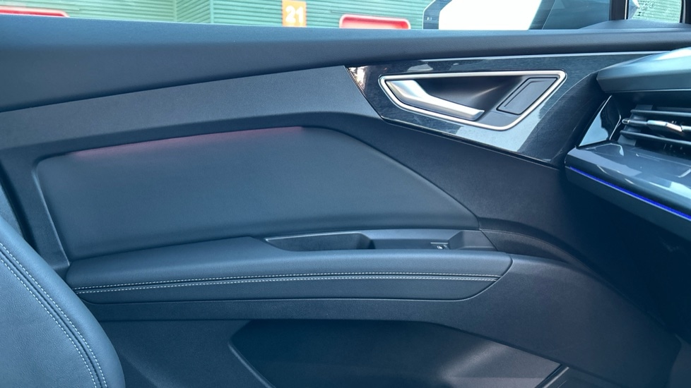 Used Audi Q4 e-tron 2025 for sale - 76874800: Photo 28