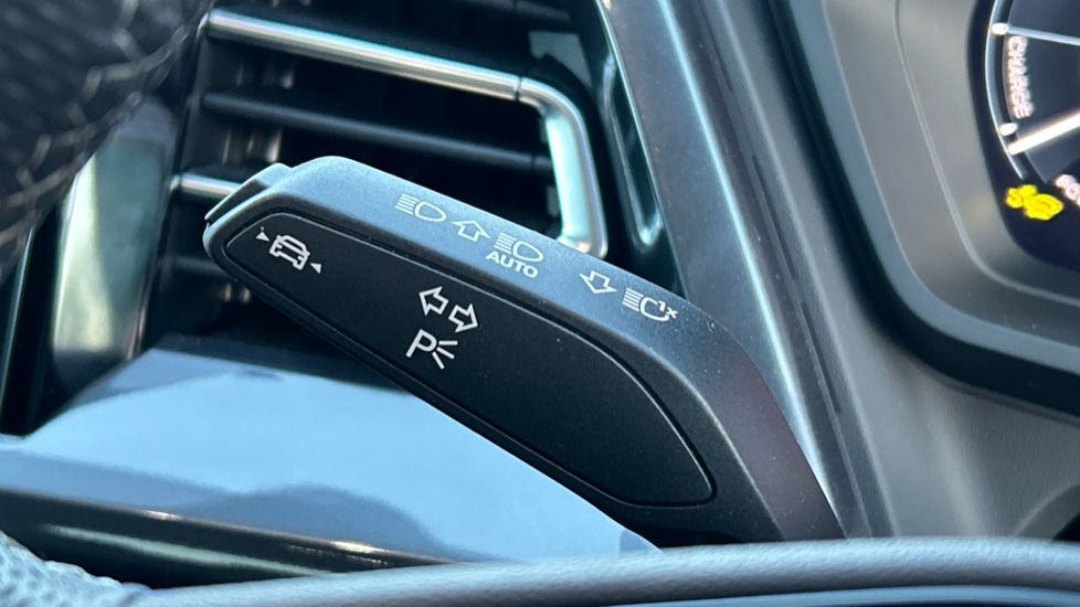 Used Audi Q4 e-tron 2025 for sale - 76874800: Photo 31