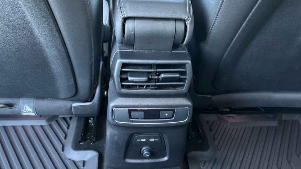 Used Audi Q4 e-tron 2025 for sale - 76874800: Photo 36