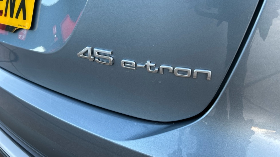 Used Audi Q4 e-tron 2025 for sale - 76874800: Photo 43