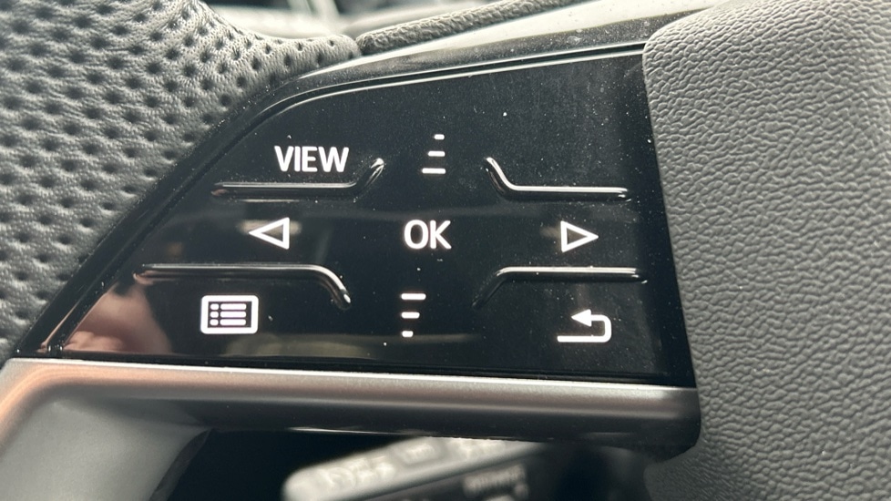 Used Audi Q4 e-tron 2024 for sale - 76691428: Photo 24