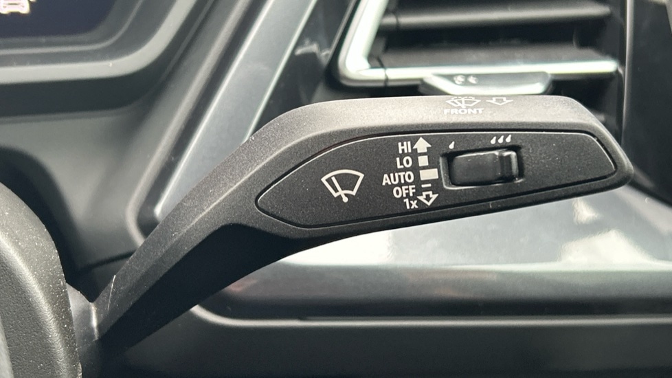 Used Audi Q4 e-tron 2024 for sale - 76691428: Photo 30