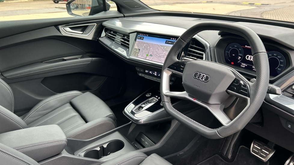 Used Audi Q4 e-tron 2024 for sale - 76691428: Photo 6