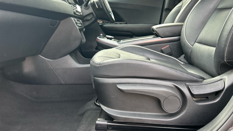 Used Kia Niro 2020 for sale - 76563802: Photo 29