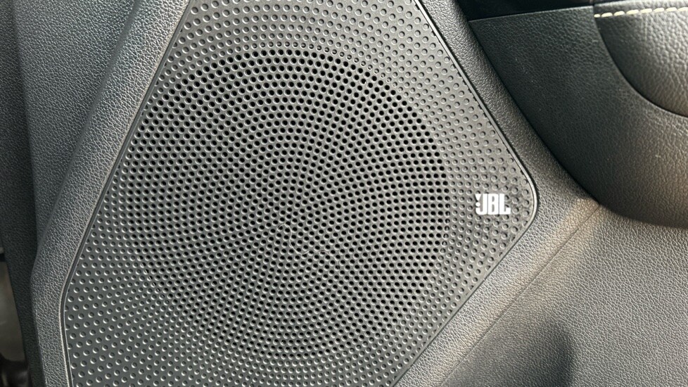 Used Kia Niro 2020 for sale - 76563802: Photo 30