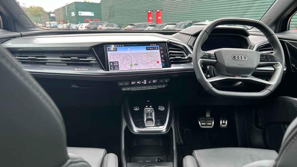 Used Audi Q4 e-tron 2024 for sale - 76623624: Photo 12