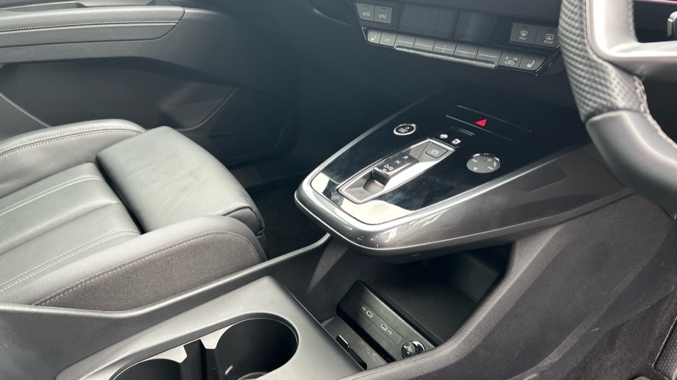 Used Audi Q4 e-tron 2024 for sale - 76623624: Photo 26