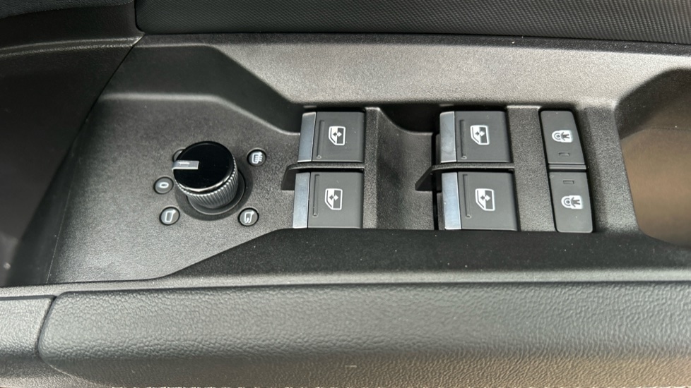 Used Audi Q4 e-tron 2024 for sale - 76623624: Photo 28