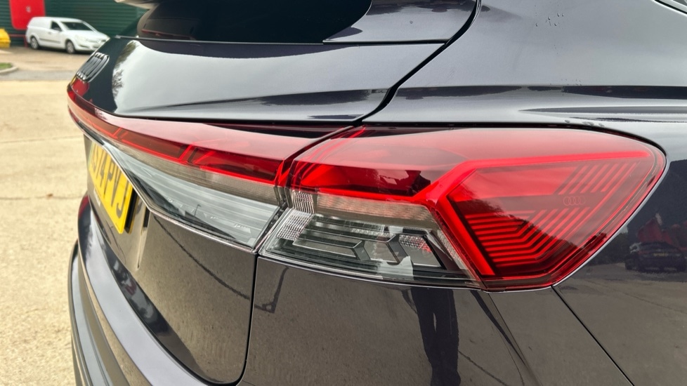 Used Audi Q4 e-tron 2024 for sale - 76623624: Photo 33